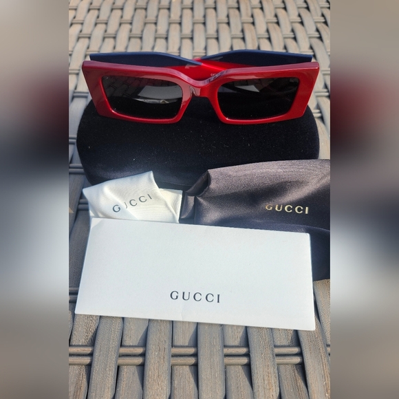 Gucci Rectangular Frame 2025 Cruise Collection Sunglasses - Picture 9 of 9